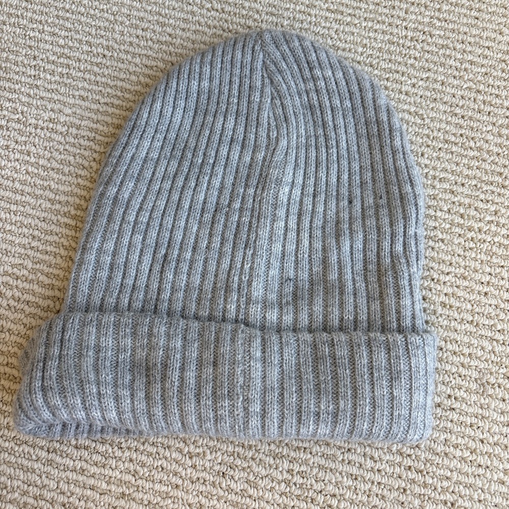 Victoria Secret Pink Beanie Hat Gray ribbed cute acrylic winter - Picture 5 of 7